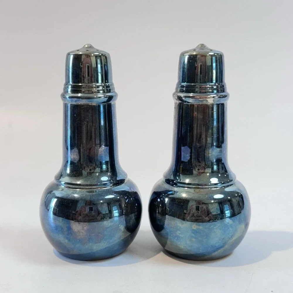 Vintage MCM Blue Lusterware Atomic Salt Pepper Shakers Iridescent Glaze‎